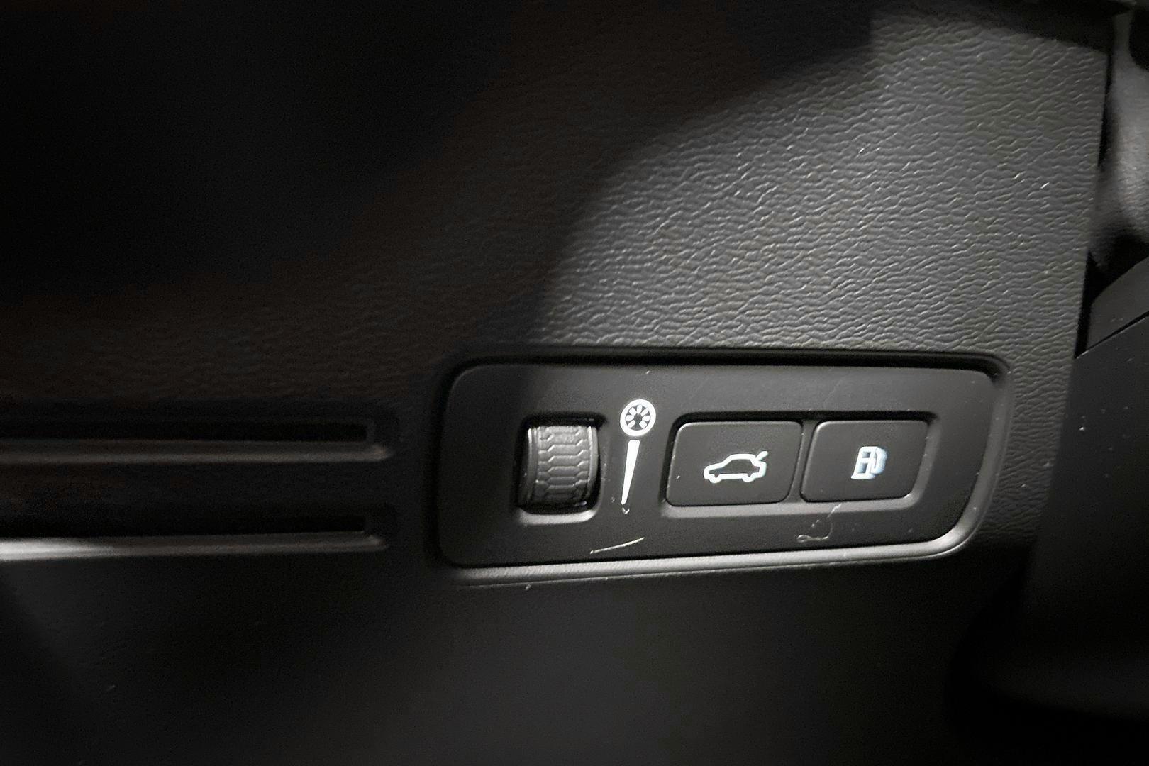 VOLVO XC40 2021