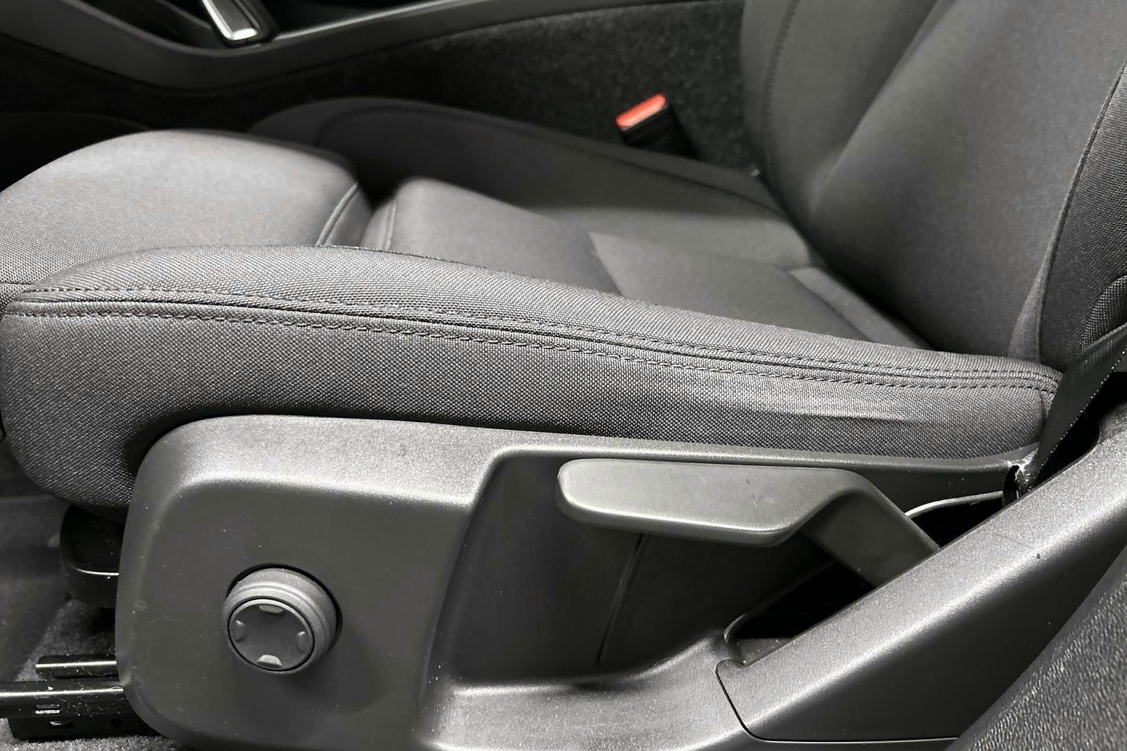 VOLVO XC40 2021