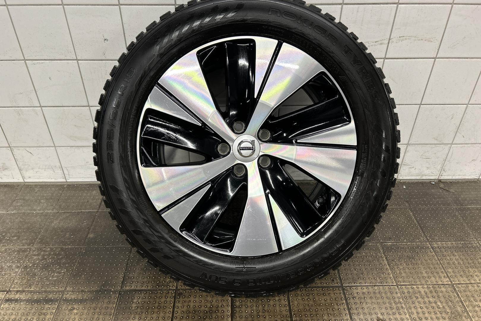 VOLVO XC40 2021
