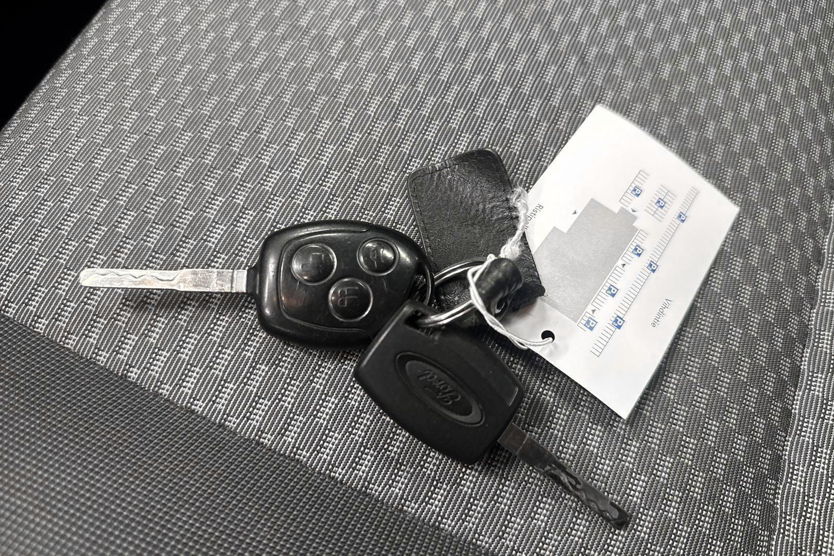 FORD Focus C-Max 2004