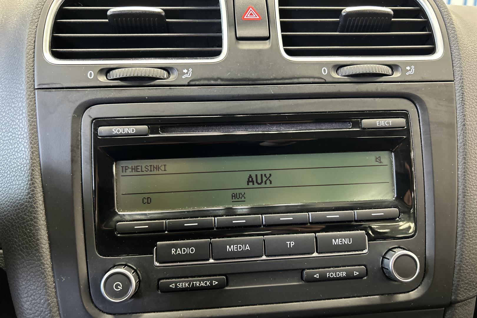 VOLKSWAGEN Golf 2011