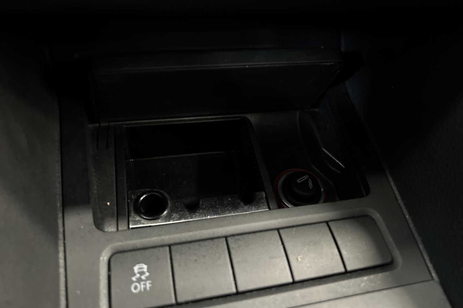 VOLKSWAGEN Golf 2011