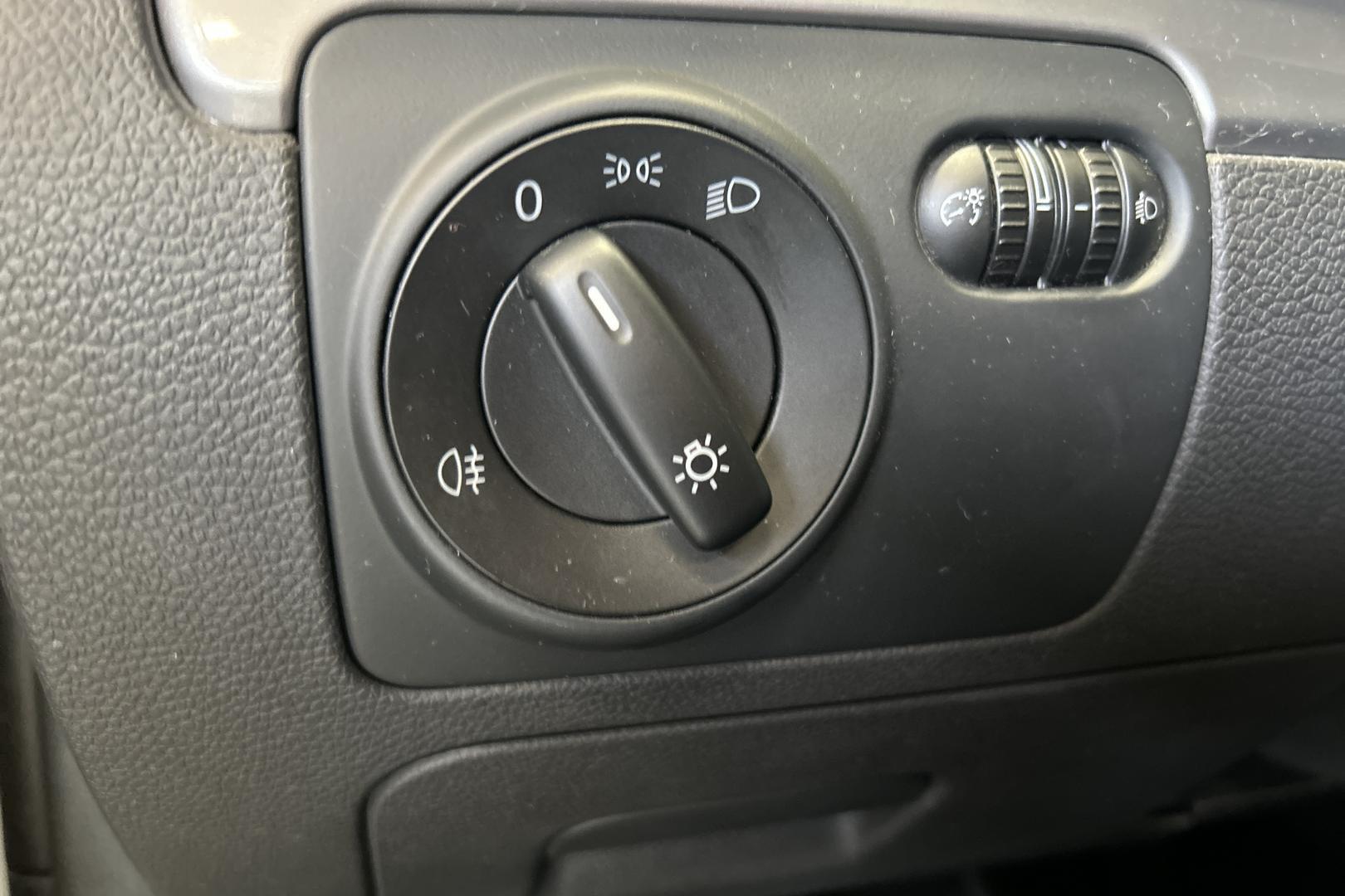 VOLKSWAGEN Golf 2011