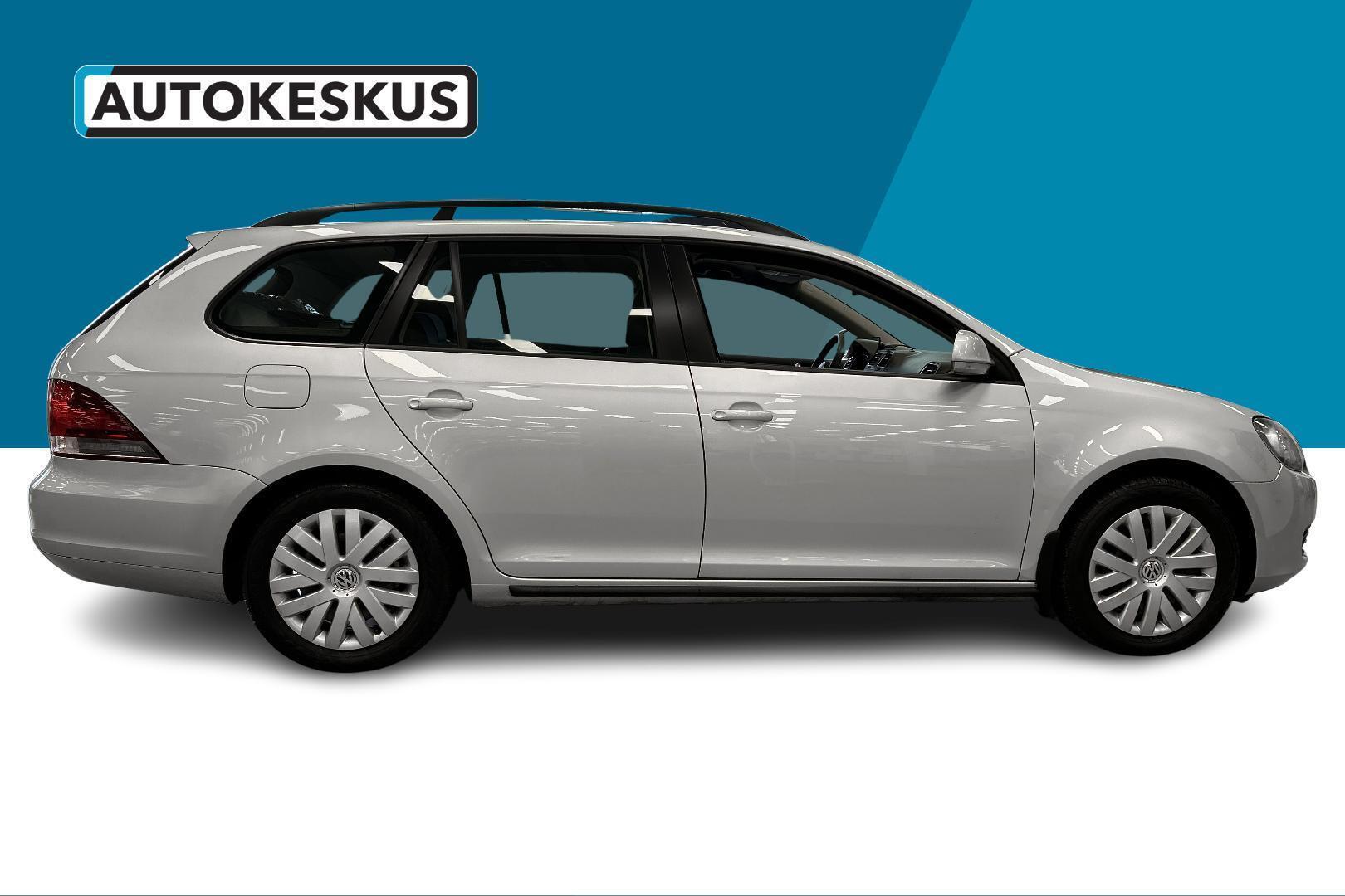 VOLKSWAGEN Golf 2011