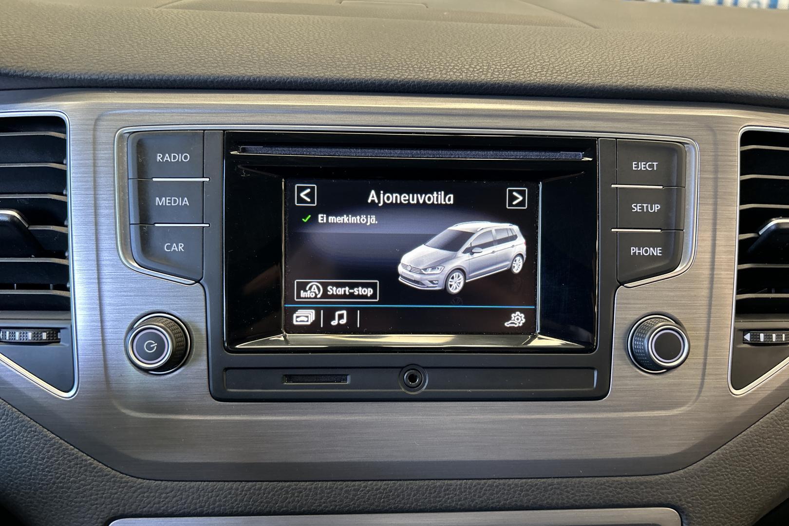 VOLKSWAGEN Golf Sportsvan 2017