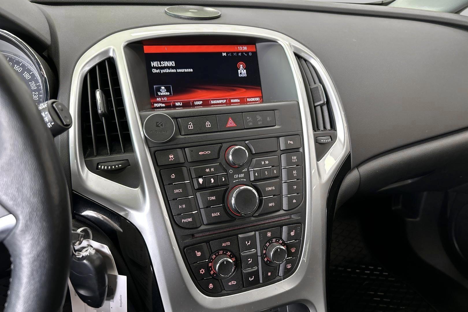 OPEL Astra 2015