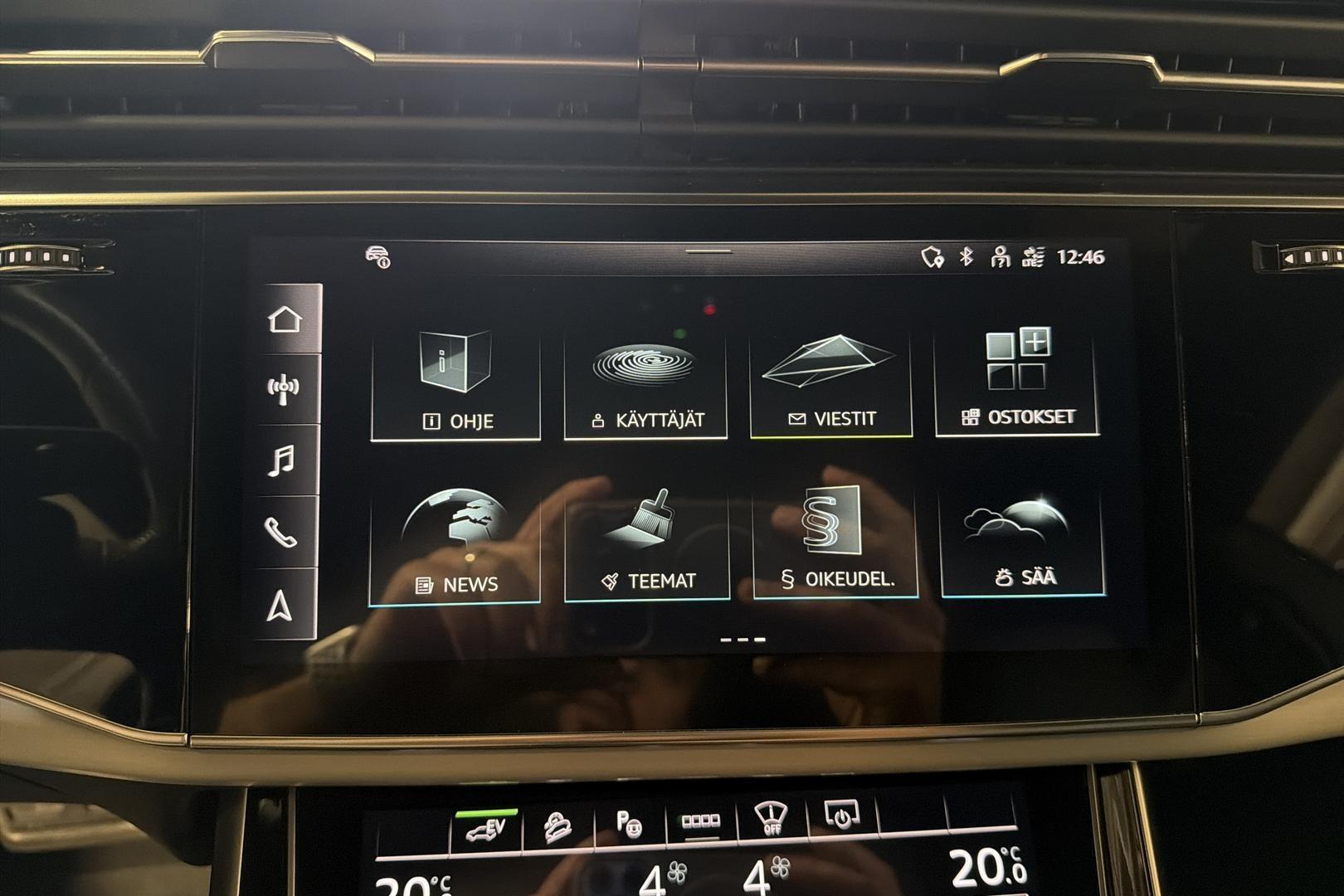 AUDI Q8 2023