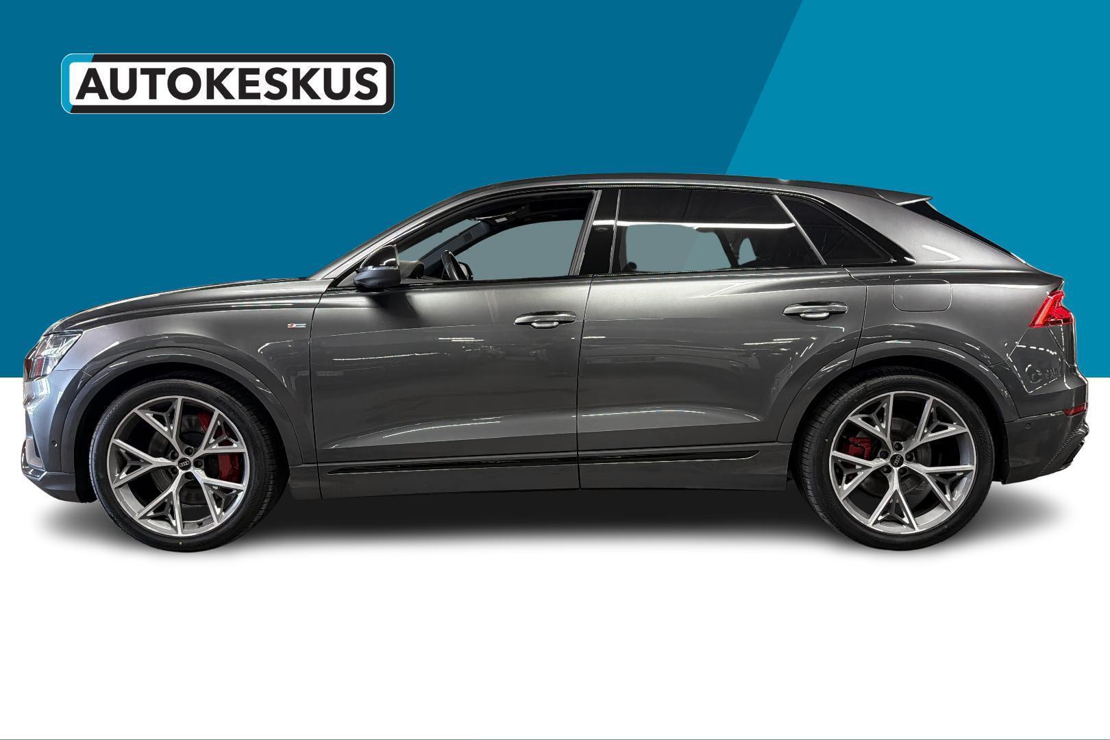 AUDI Q8 2023