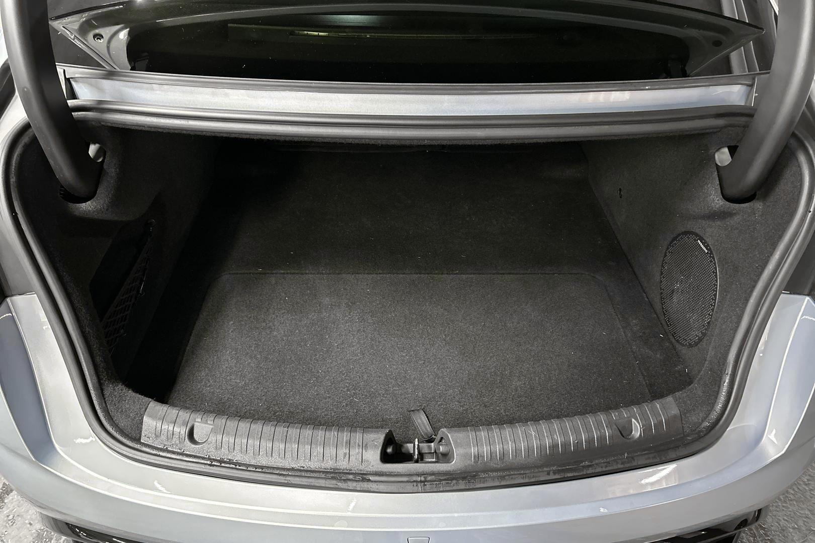 BYD Seal 12