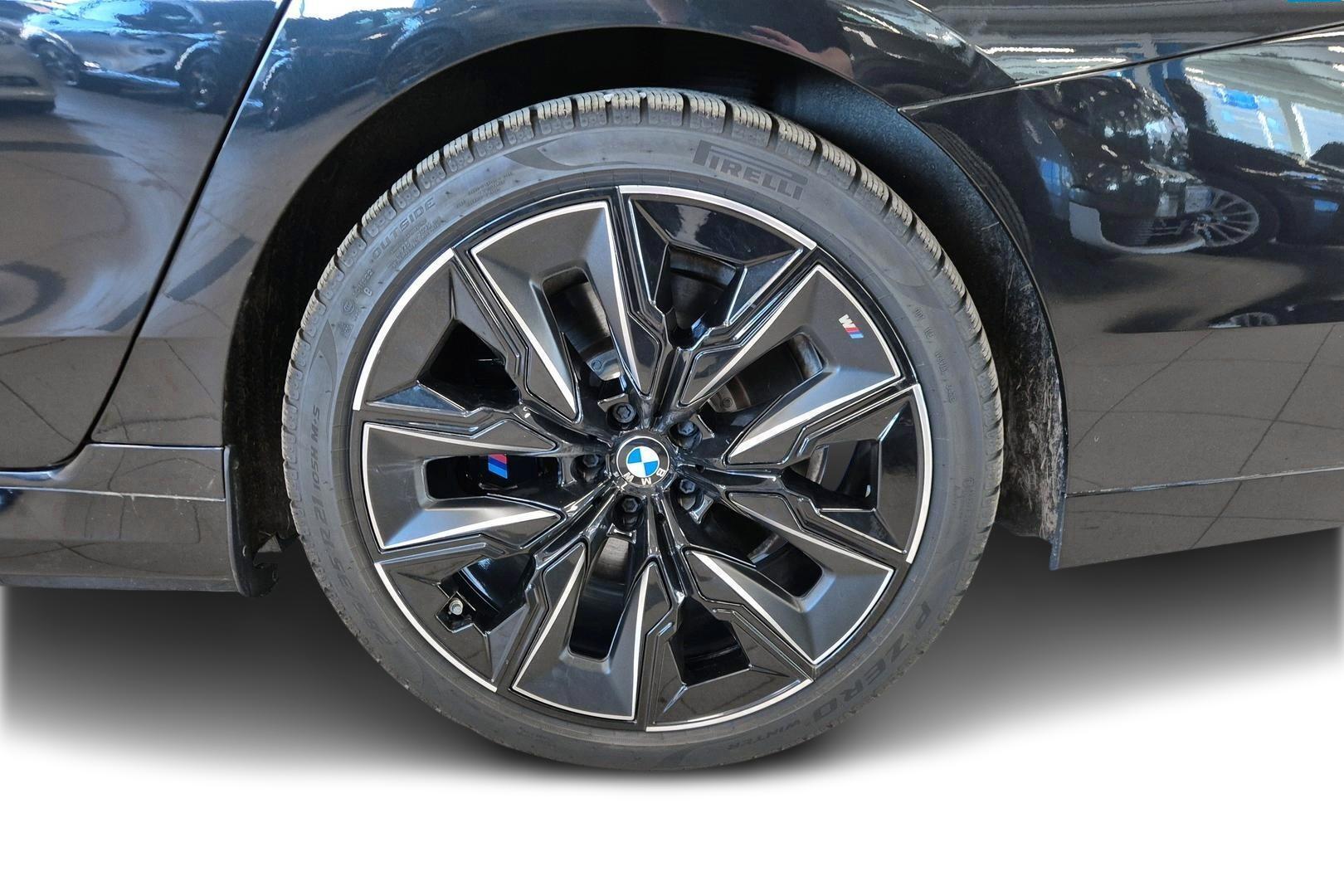 BMW I7 2024
