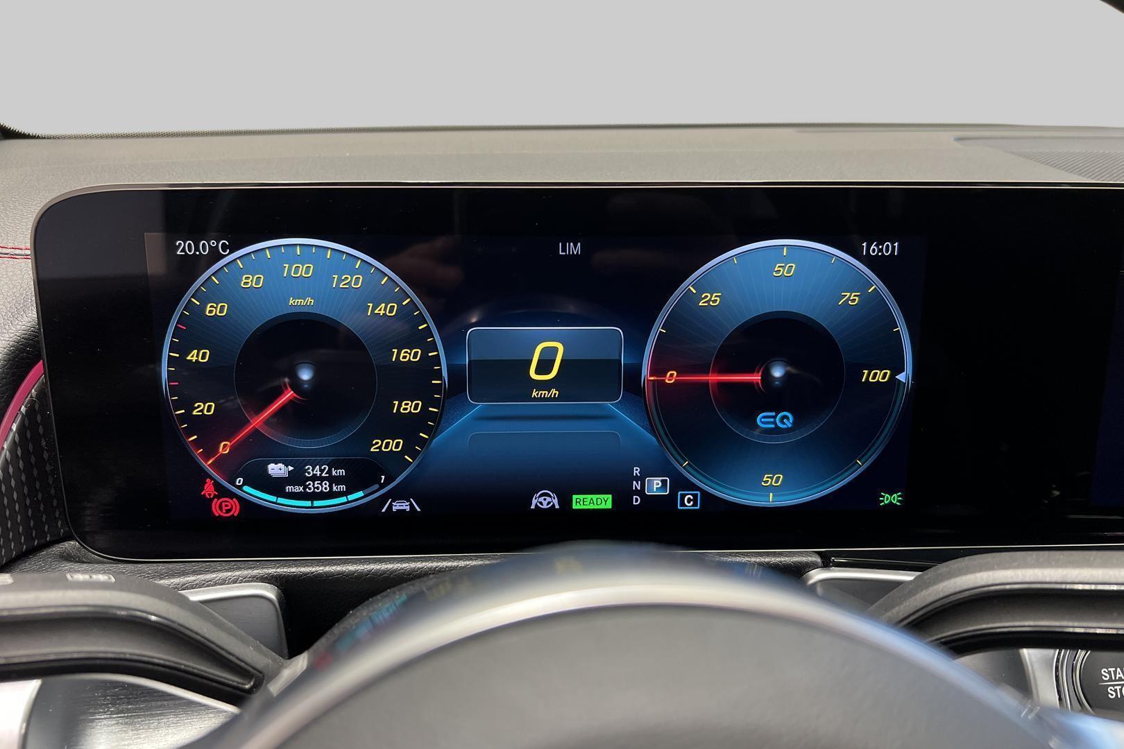 MERCEDES-BENZ EQB 2023