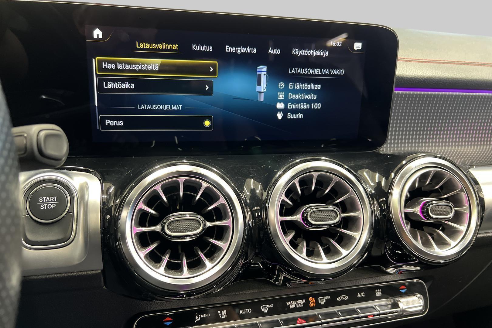 MERCEDES-BENZ EQB 2023