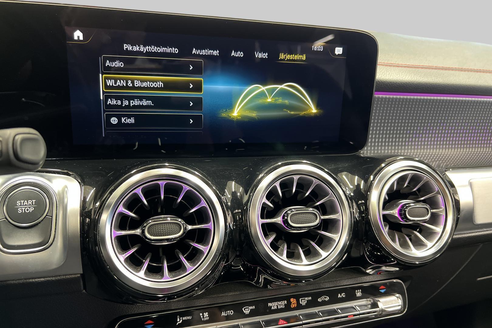 MERCEDES-BENZ EQB 2023