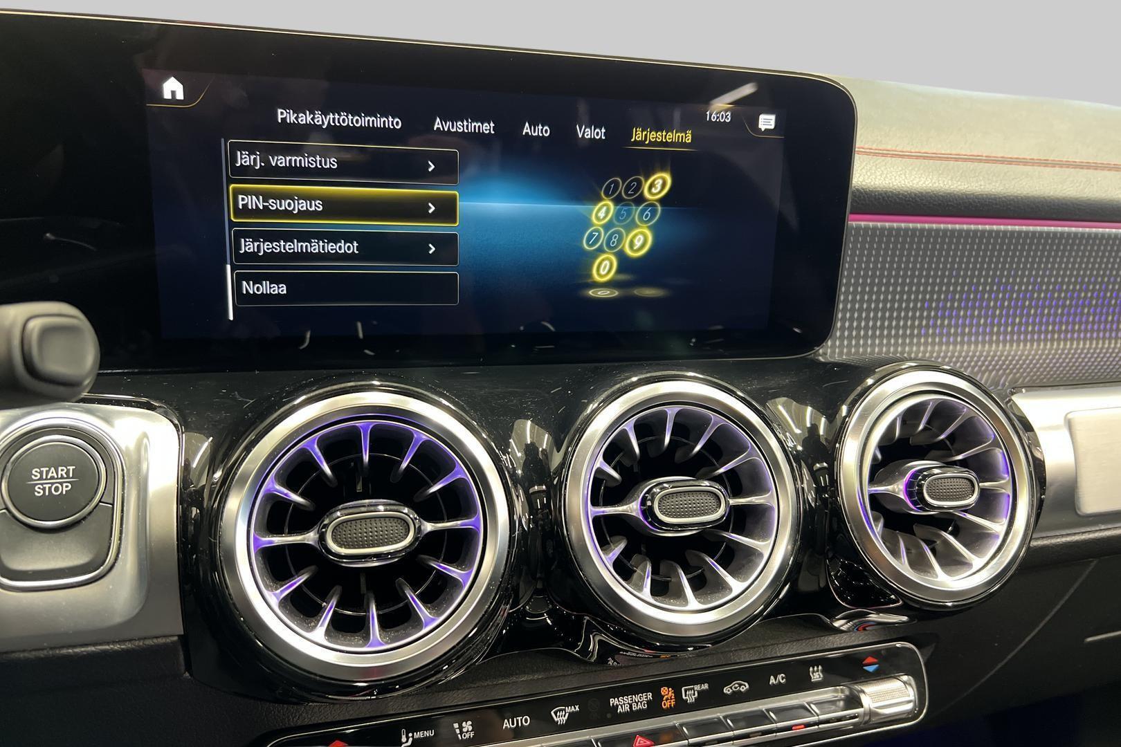 MERCEDES-BENZ EQB 2023