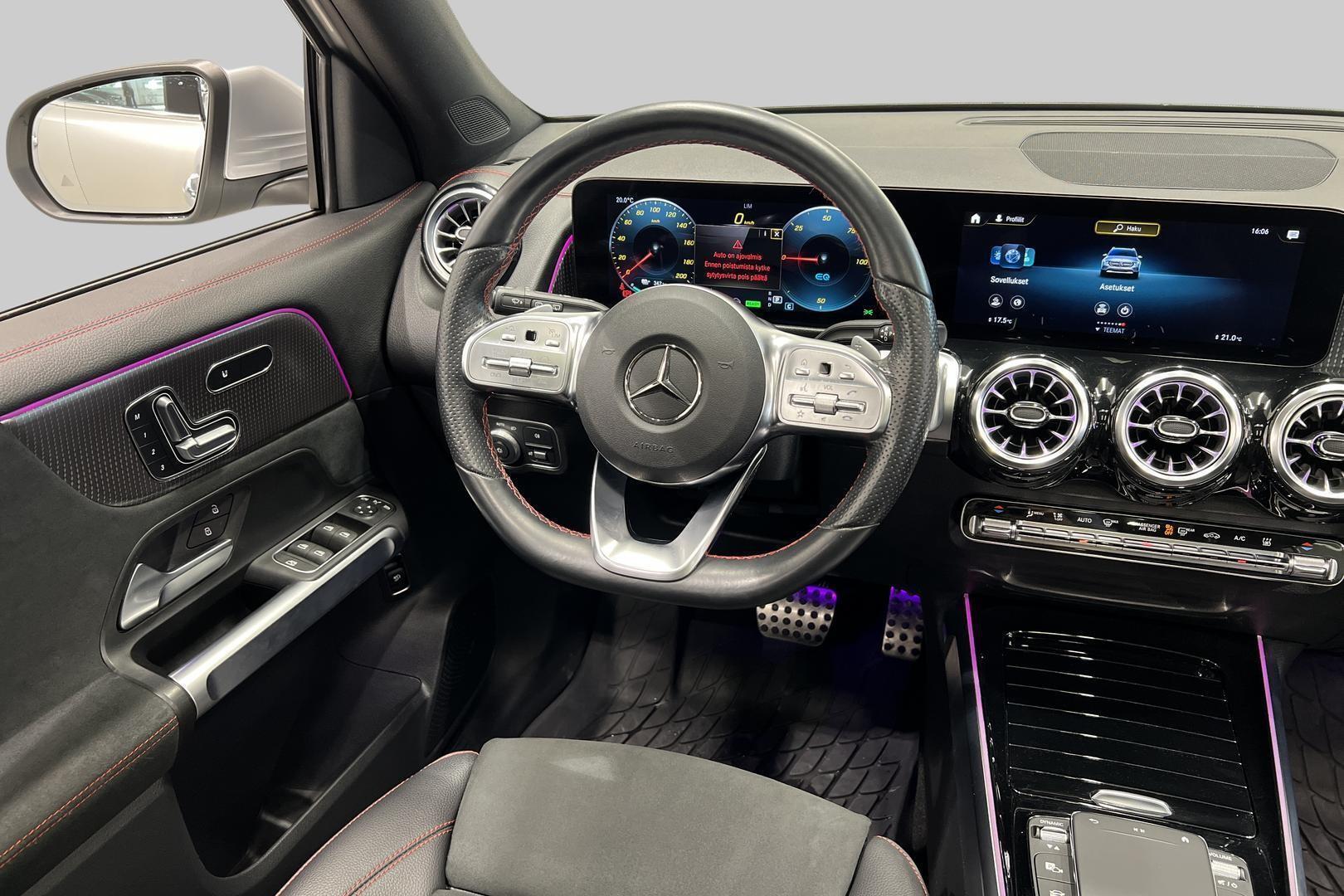 MERCEDES-BENZ EQB 2023