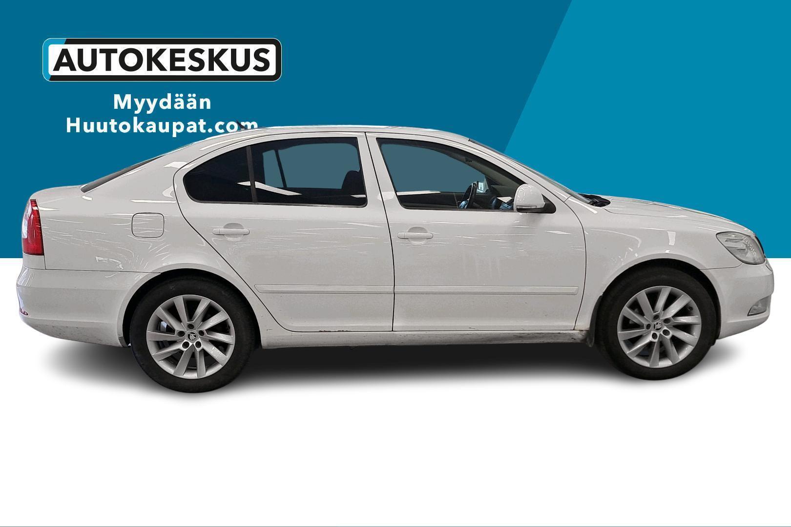 SKODA Octavia 2011