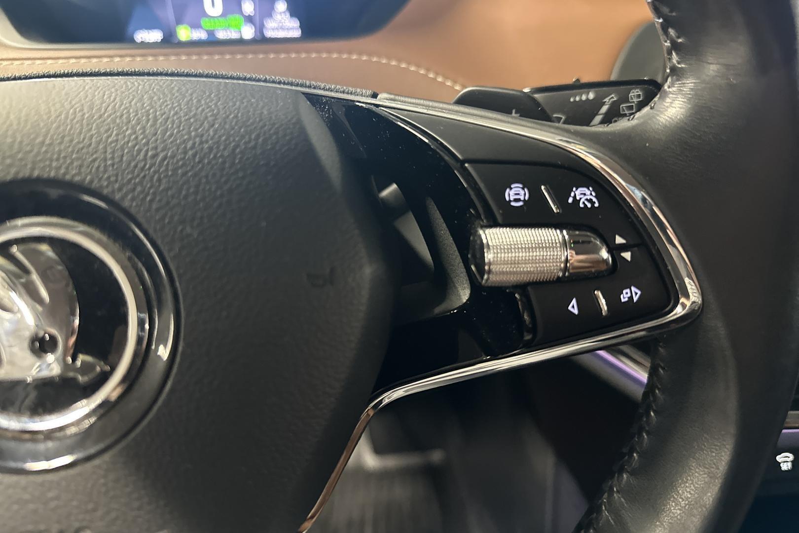 SKODA Enyaq 2021