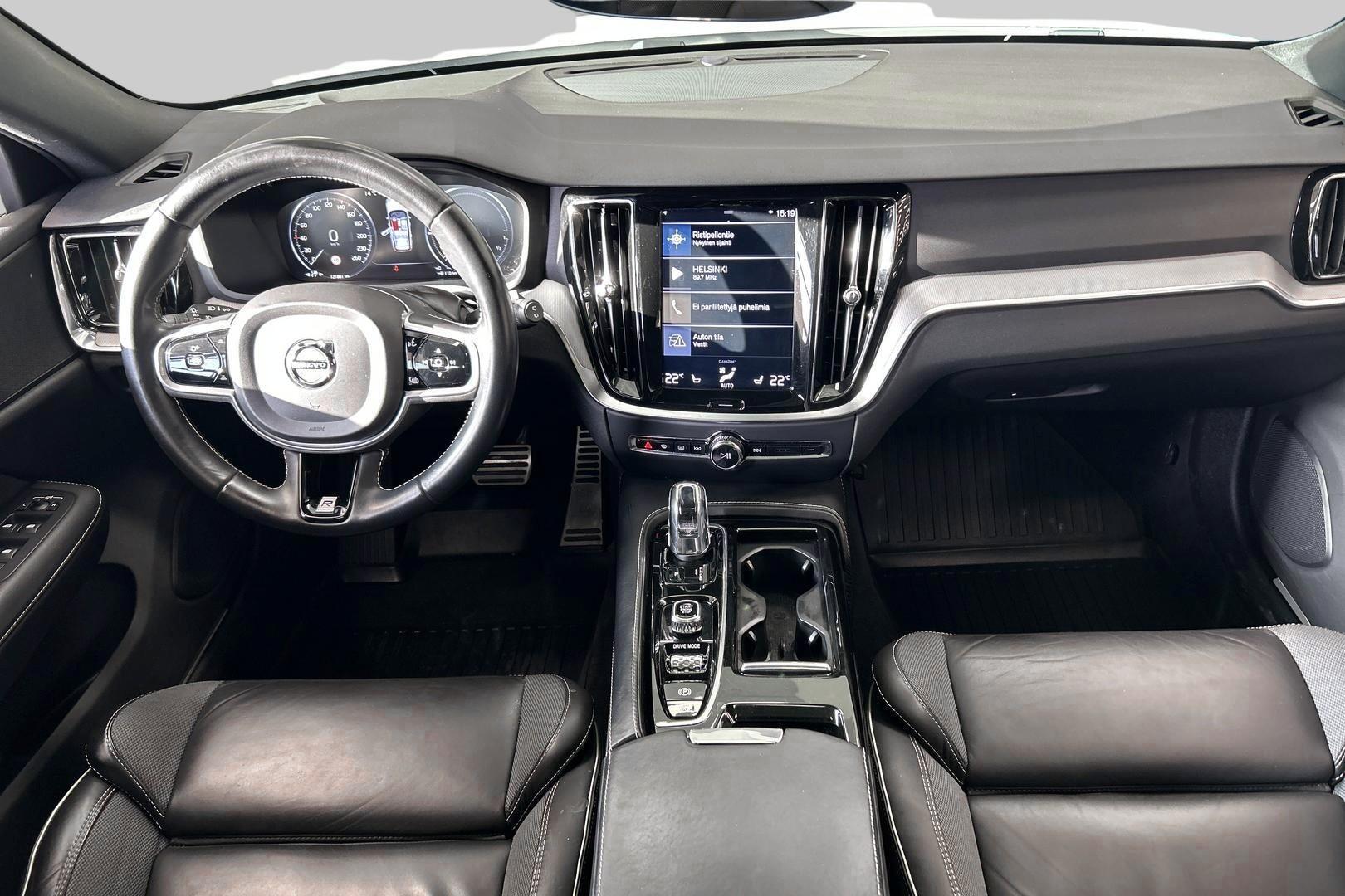 VOLVO V60 2019