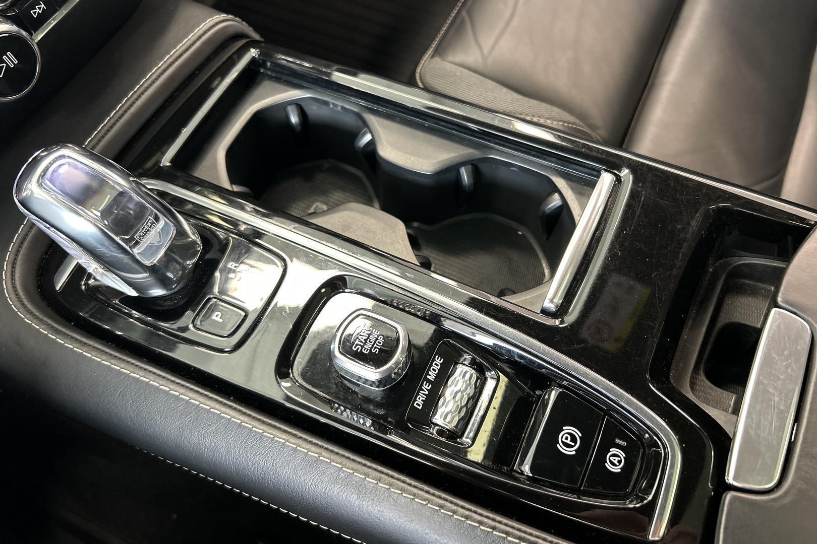 VOLVO V60 2019