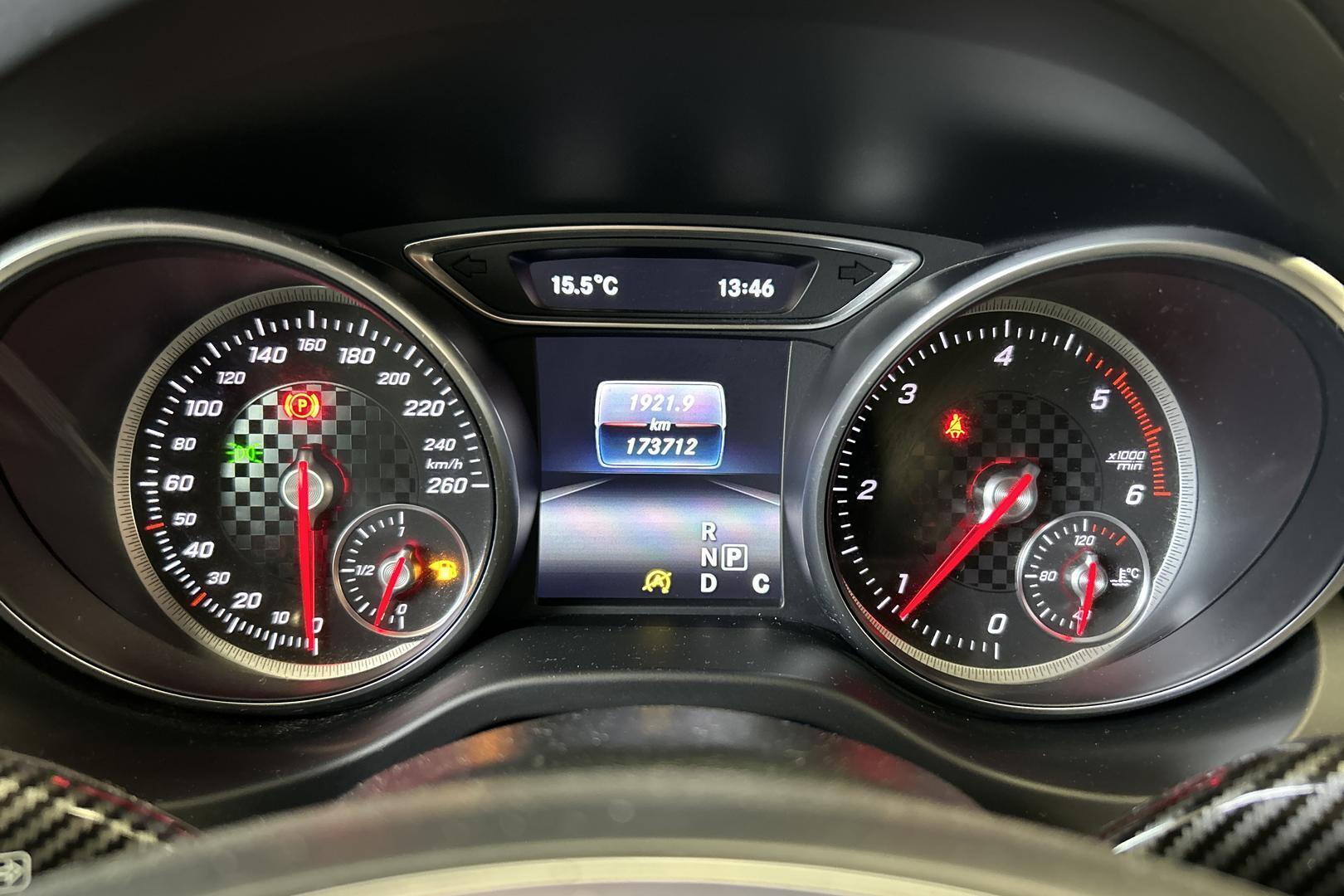 MERCEDES-BENZ A 2016