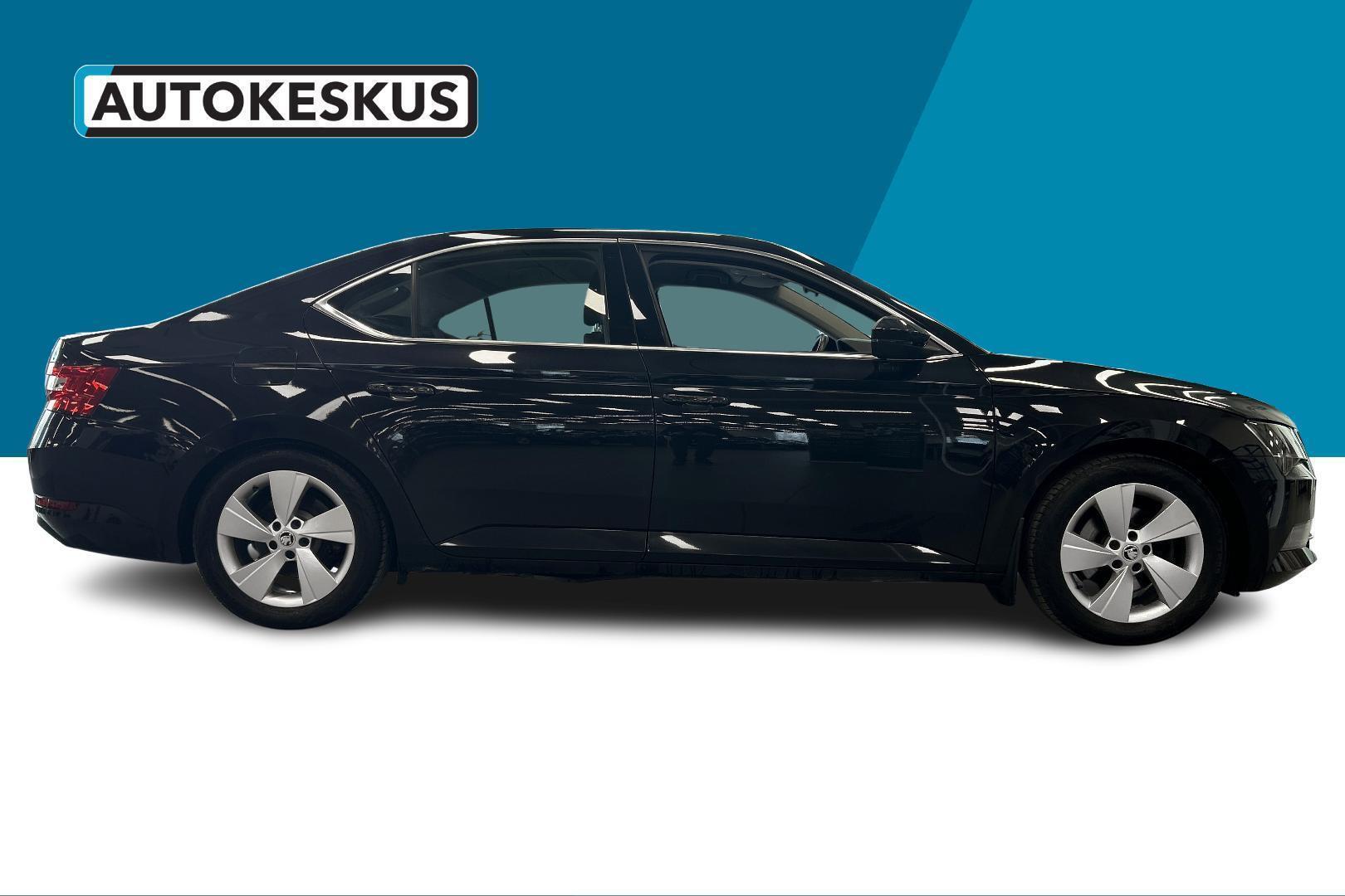 SKODA Superb 2016