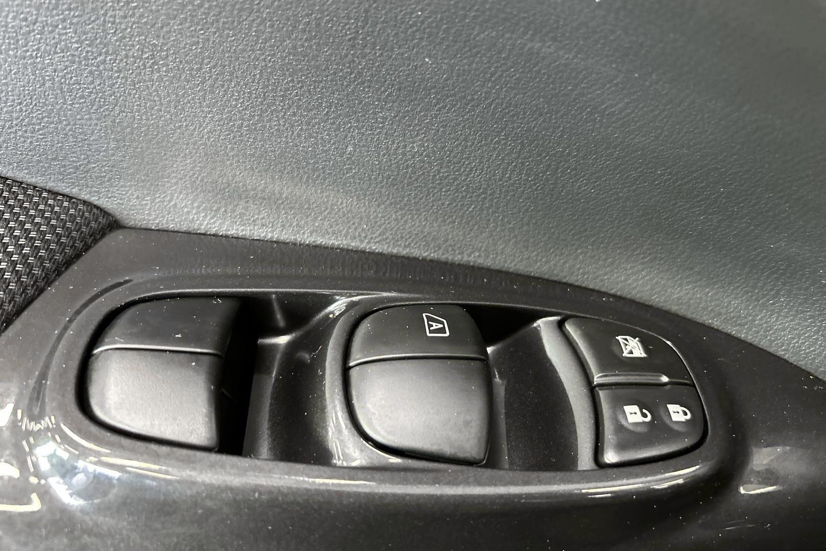 NISSAN Juke 2017