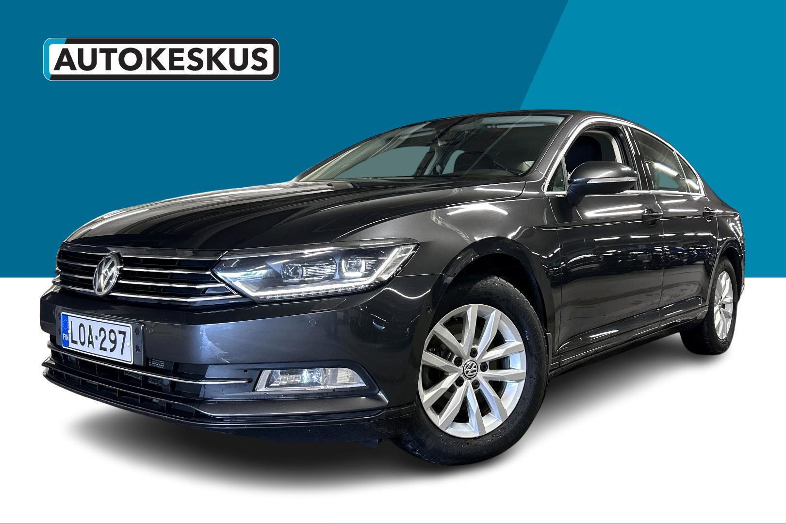 VOLKSWAGEN Passat 1
