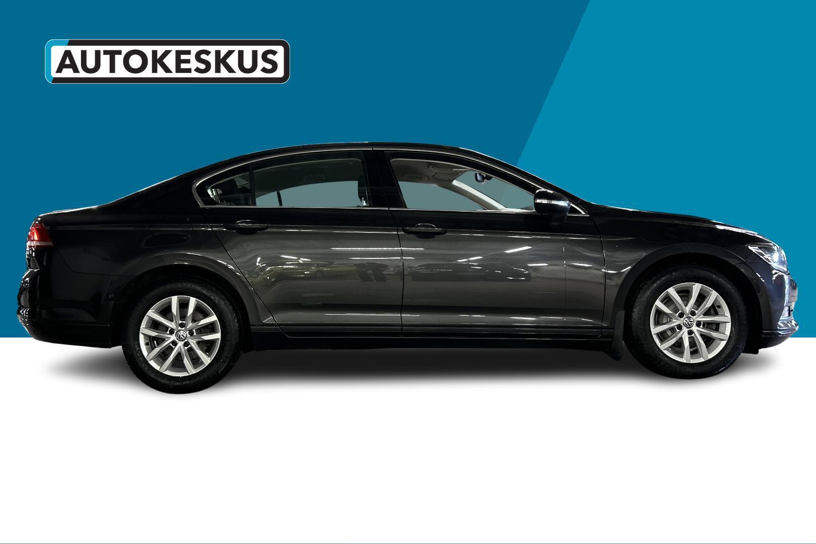 VOLKSWAGEN Passat 4