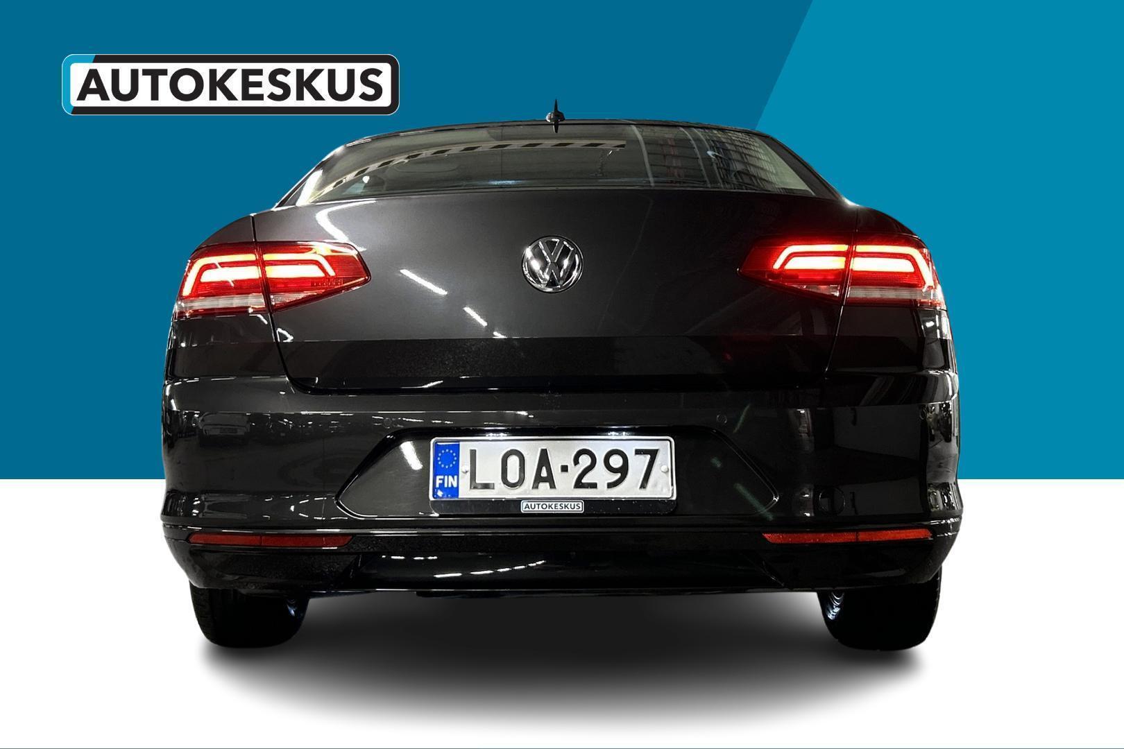 VOLKSWAGEN Passat 6
