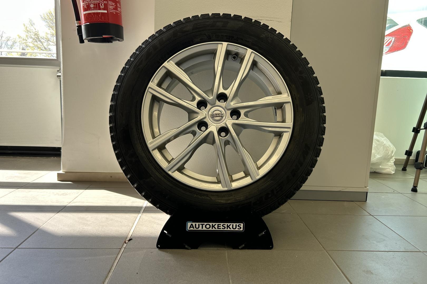 NISSAN Qashqai 2018