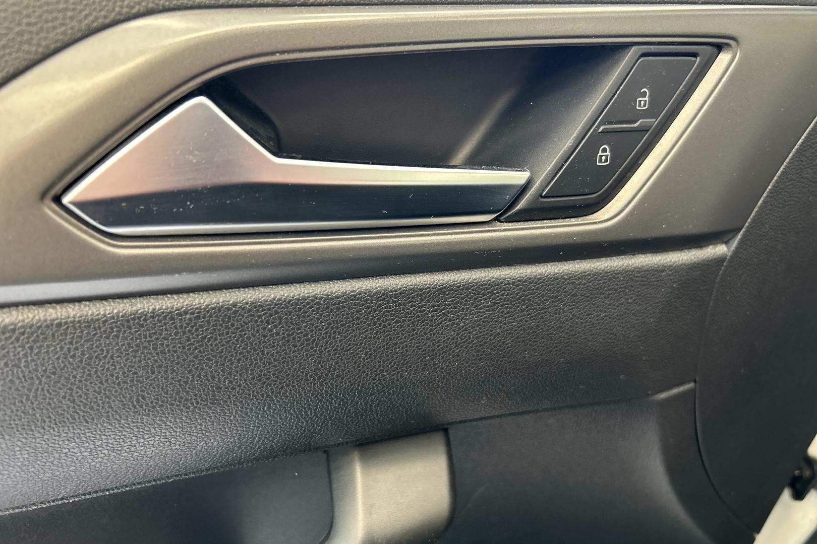 VOLKSWAGEN Polo 2018