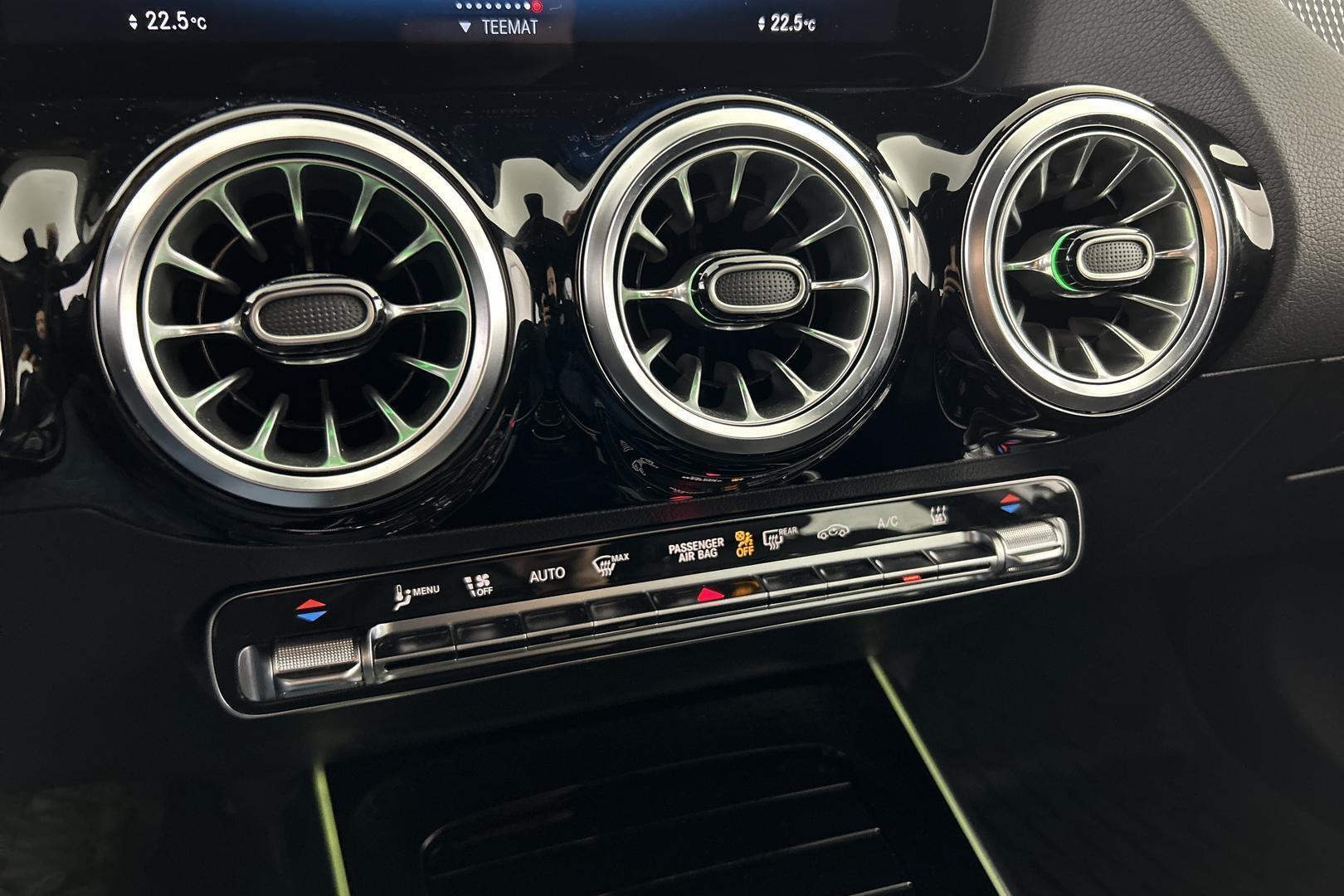 MERCEDES-BENZ EQA 2024