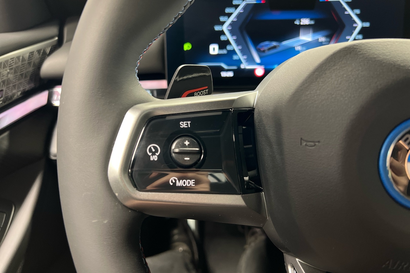 BMW i5 15
