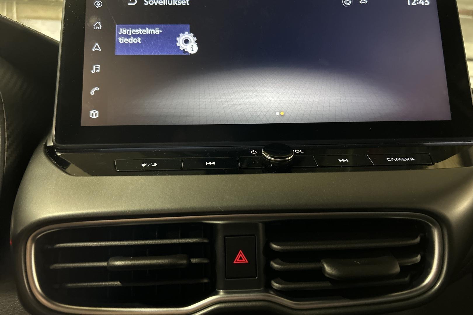 NISSAN Juke 19