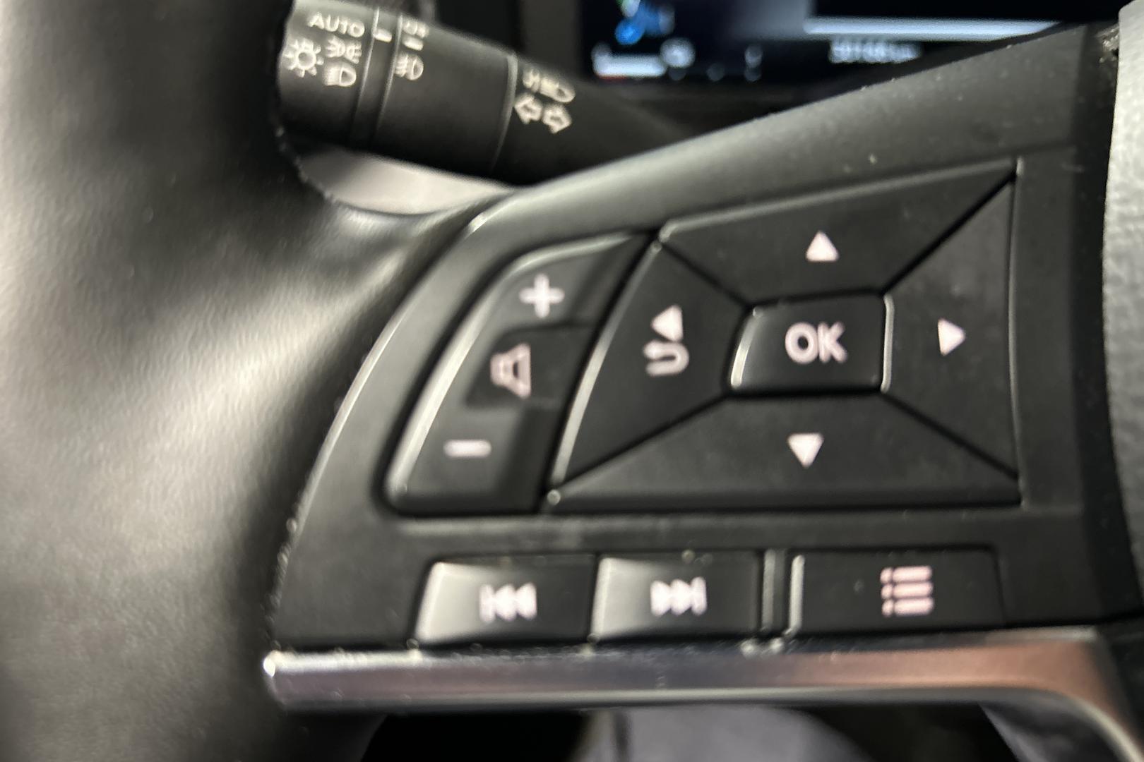 NISSAN Juke 25