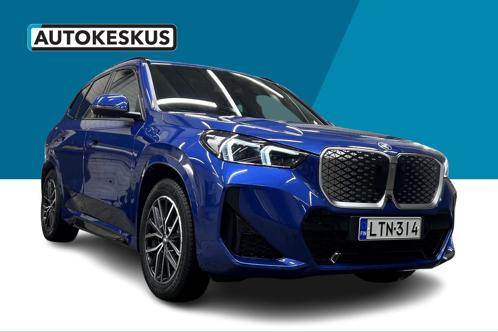 BMW iX1 2025