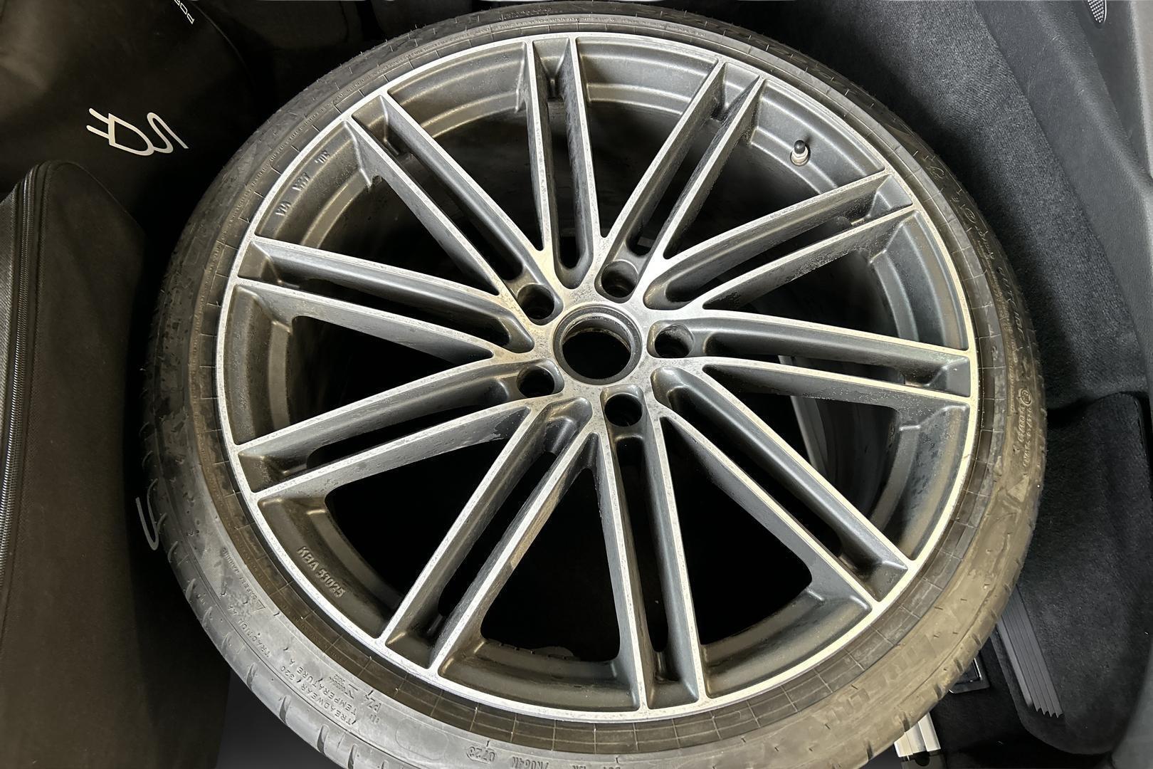 PORSCHE Panamera 2018