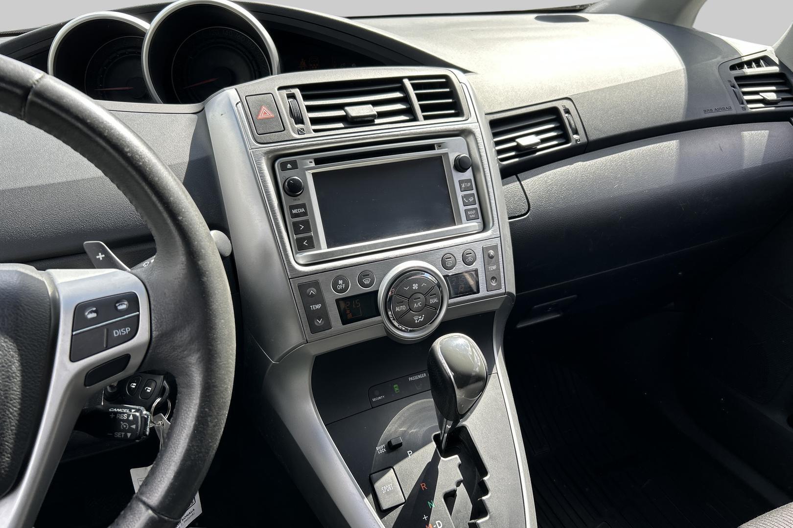 TOYOTA Verso 2013