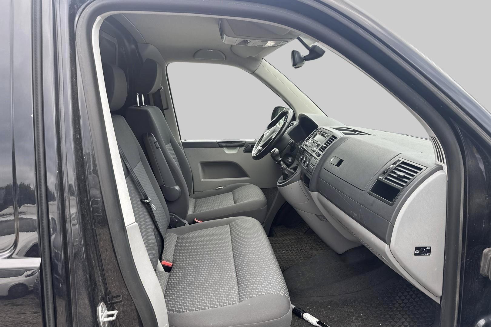 VOLKSWAGEN Transporter 2014