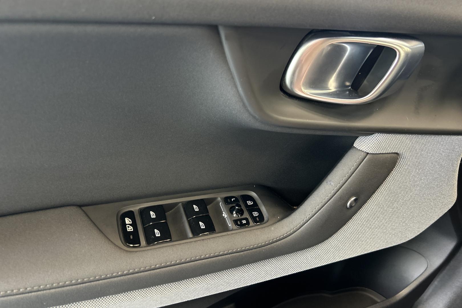 POLESTAR 2 2023