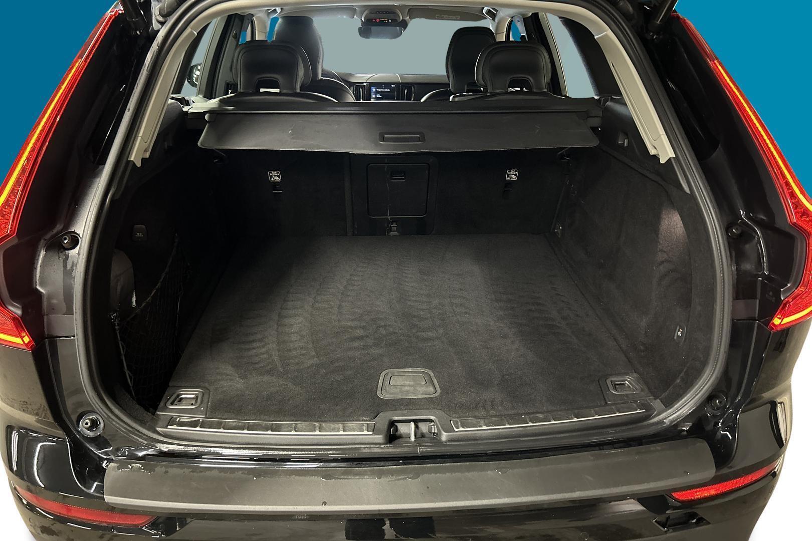 VOLVO XC60 2020