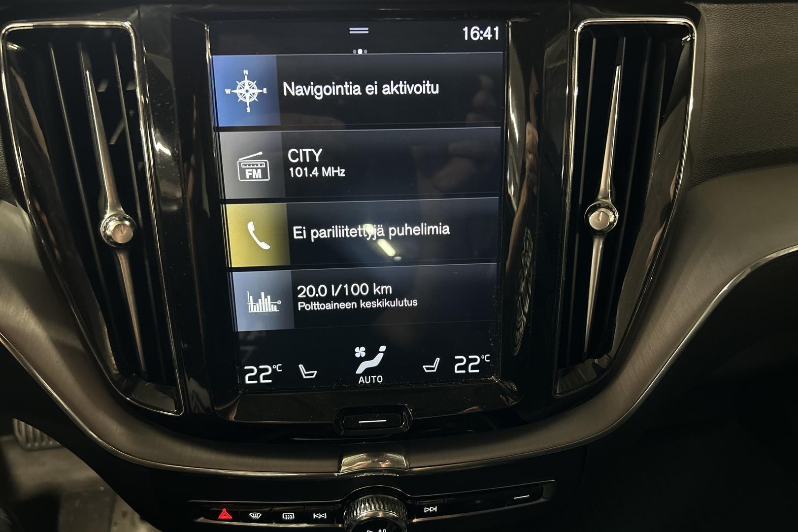 VOLVO XC60 2020