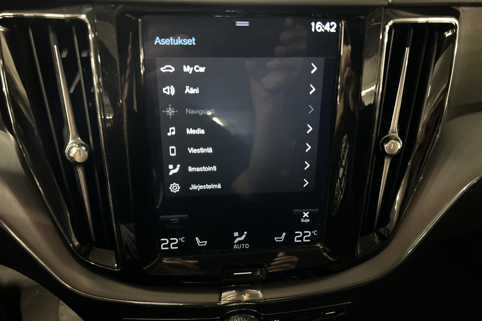 VOLVO XC60 2020