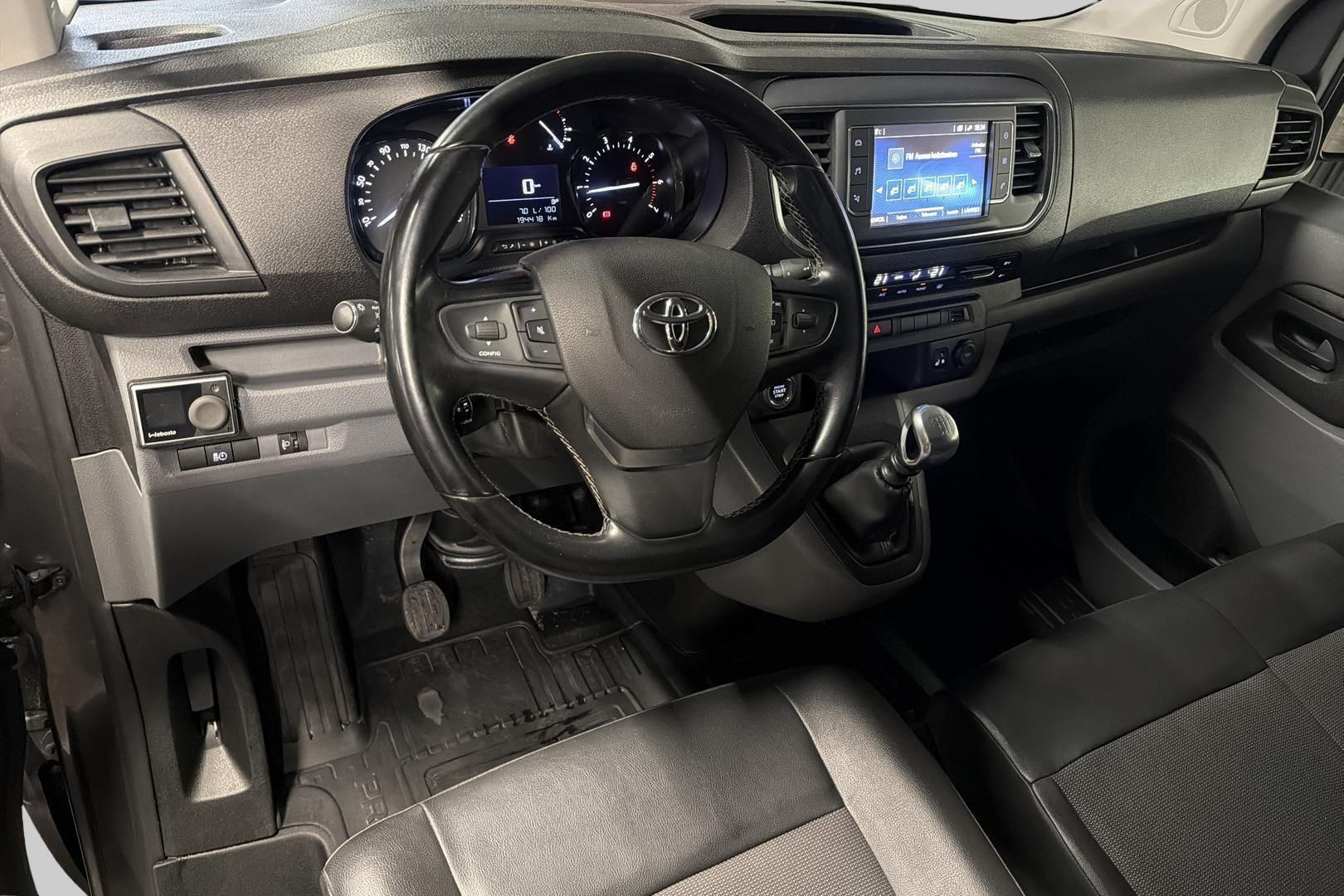 TOYOTA Proace 2020