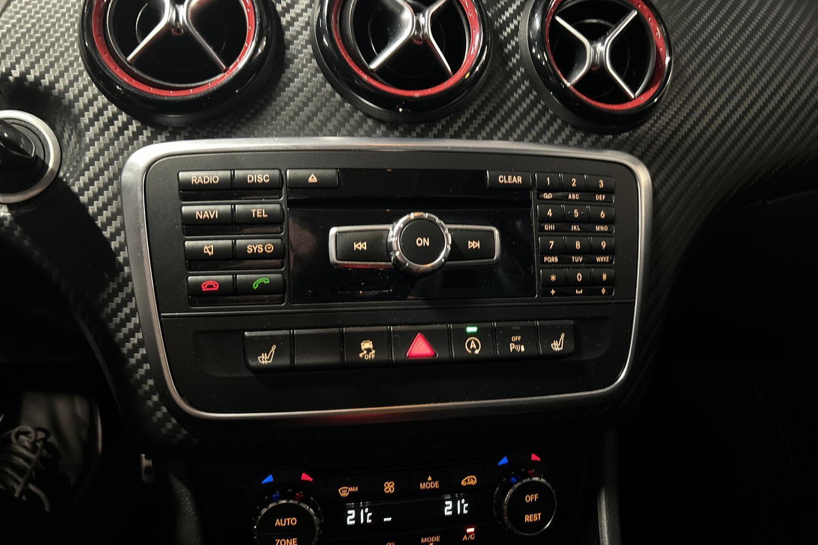 MERCEDES-BENZ A 45 AMG 2015