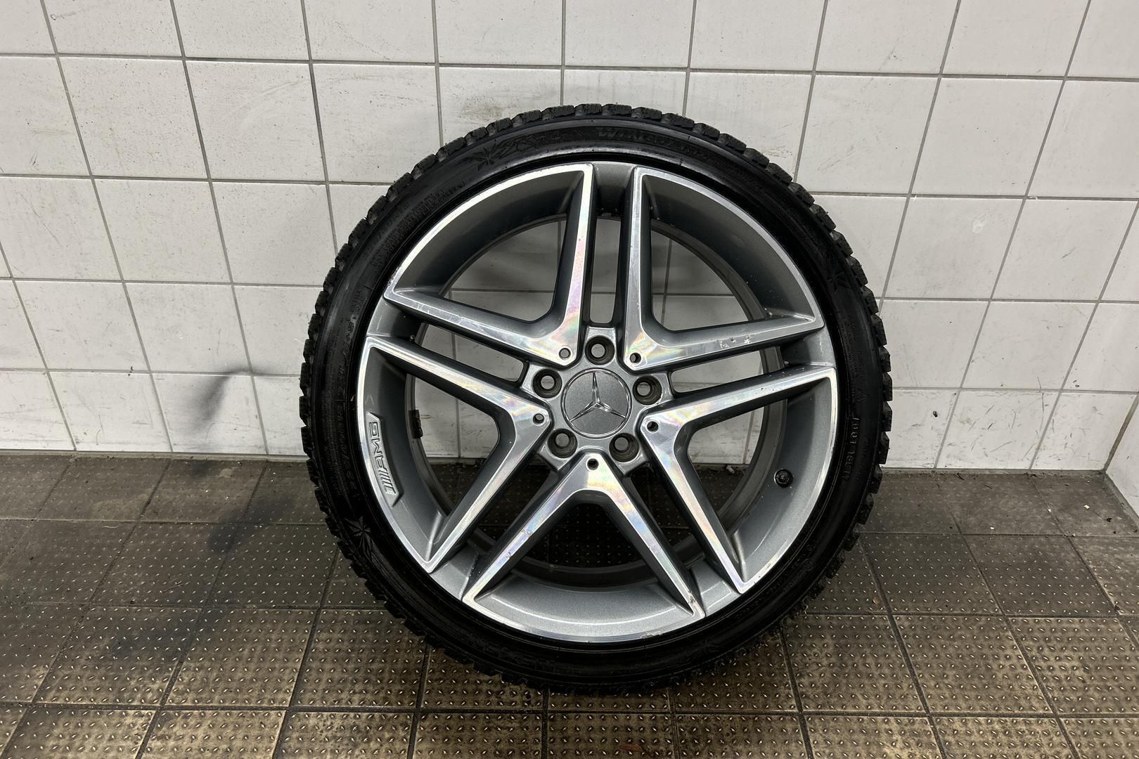 MERCEDES-BENZ A 45 AMG 2015