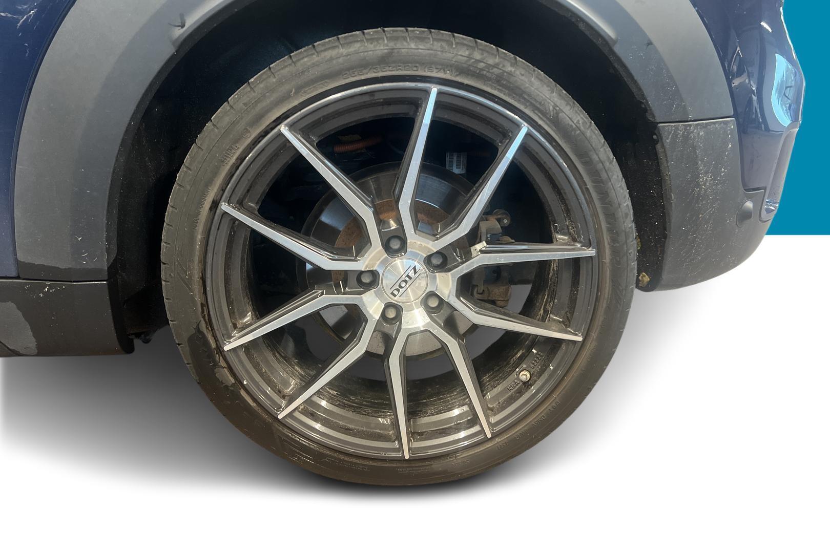 MINI Countryman 13