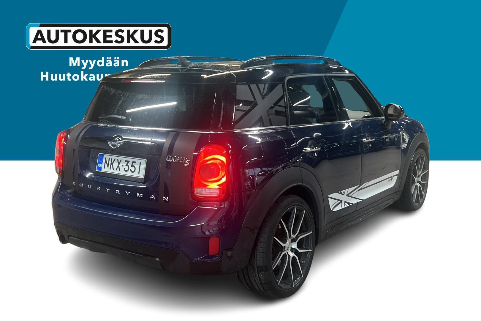 MINI Countryman 5