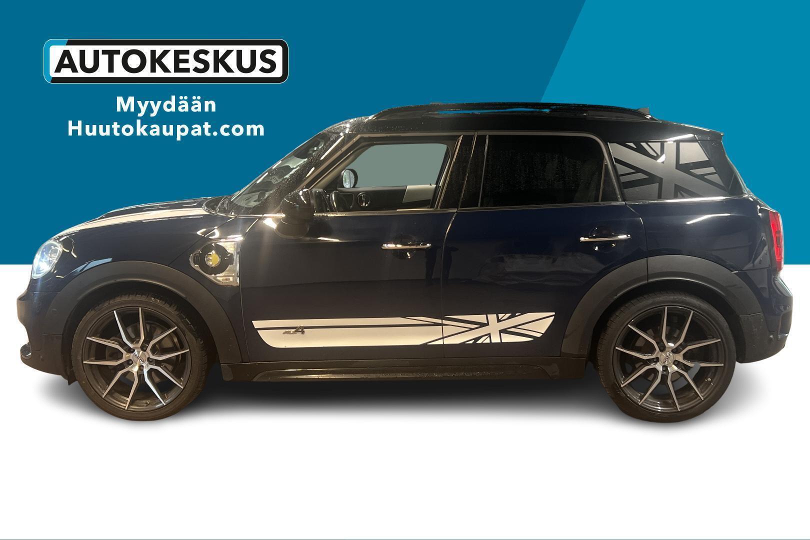 MINI Countryman 8