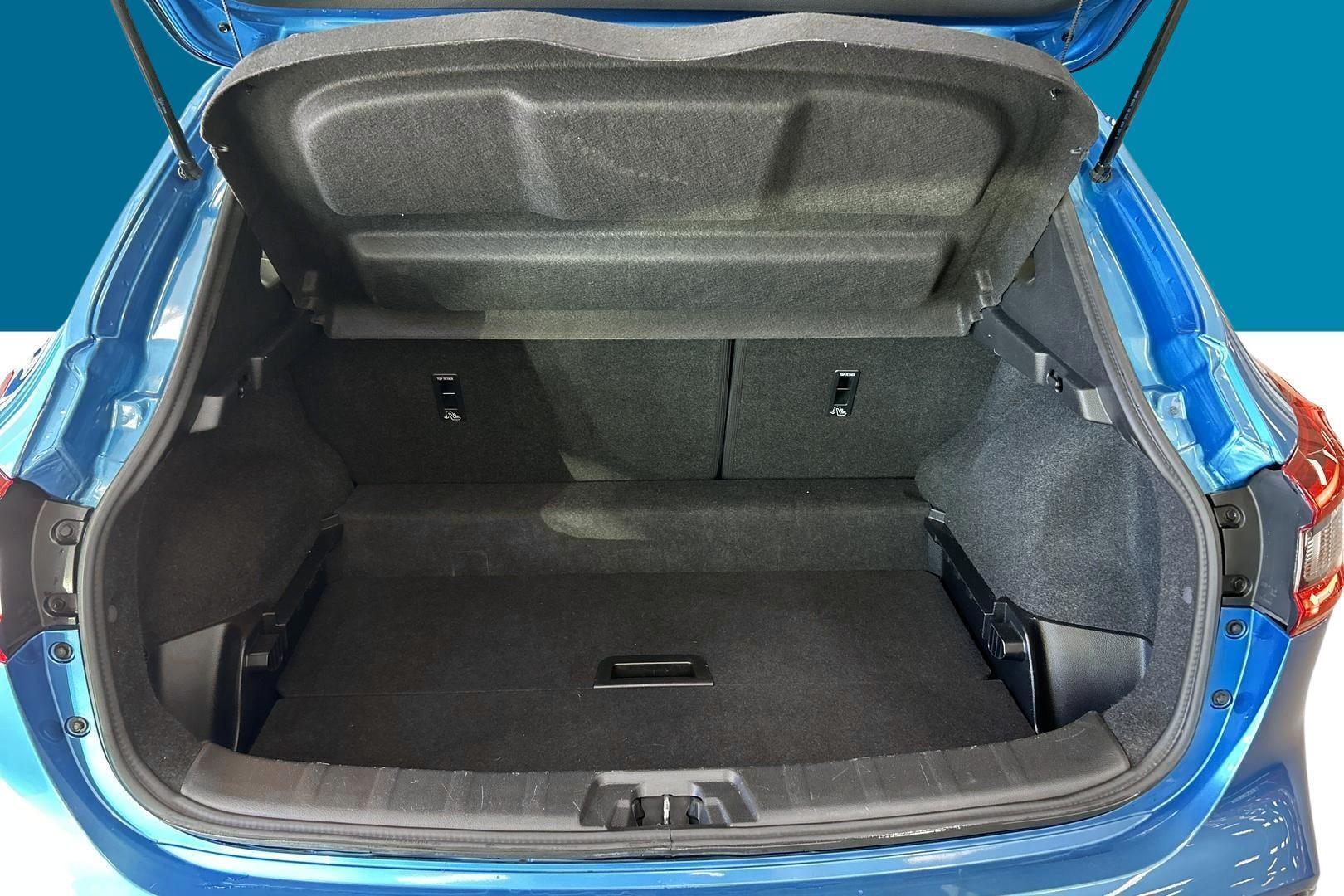 NISSAN Qashqai 2018